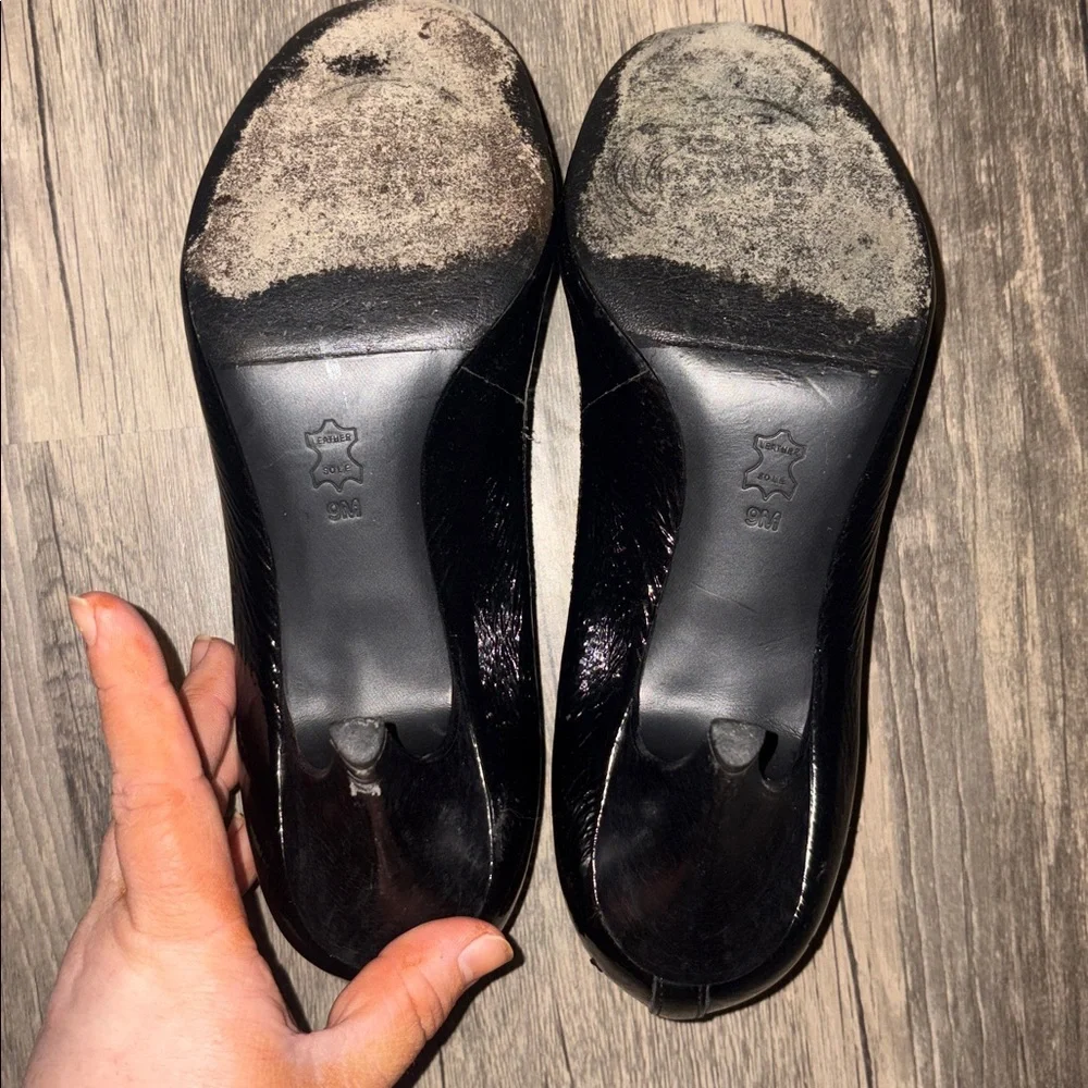 Tory Burch round toe black heel - woman’s size 9
